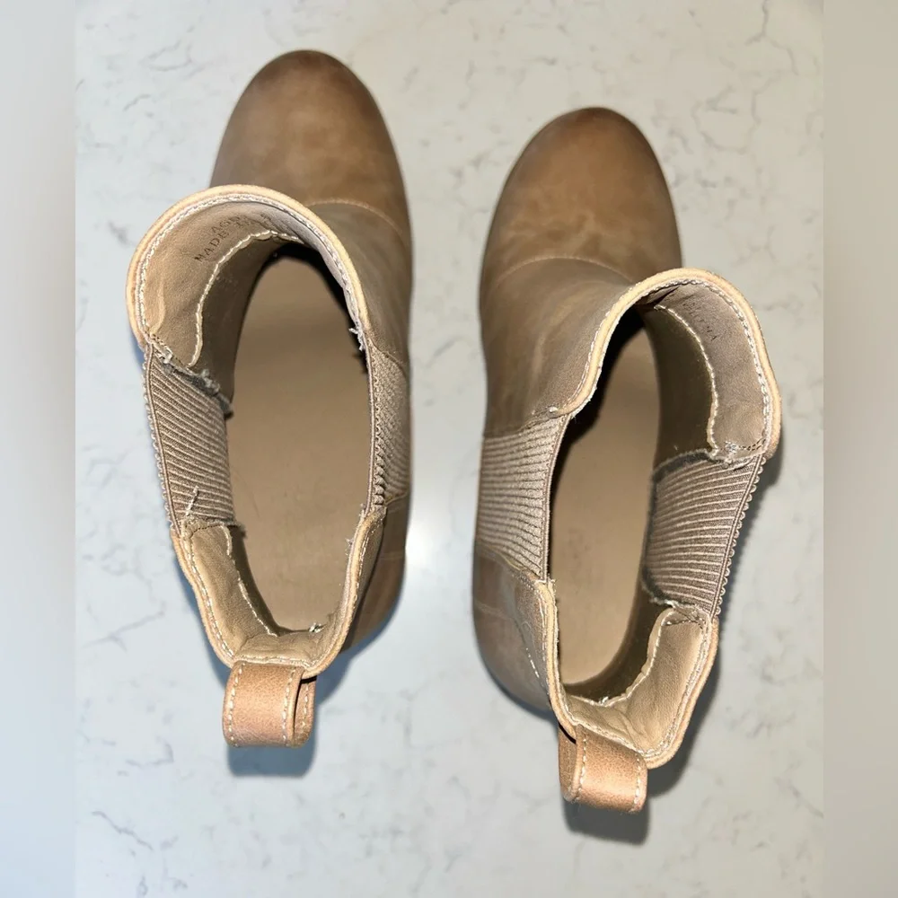 Women's Wedge Tan Ankle Chelsea Boots - Picture 8 of 13